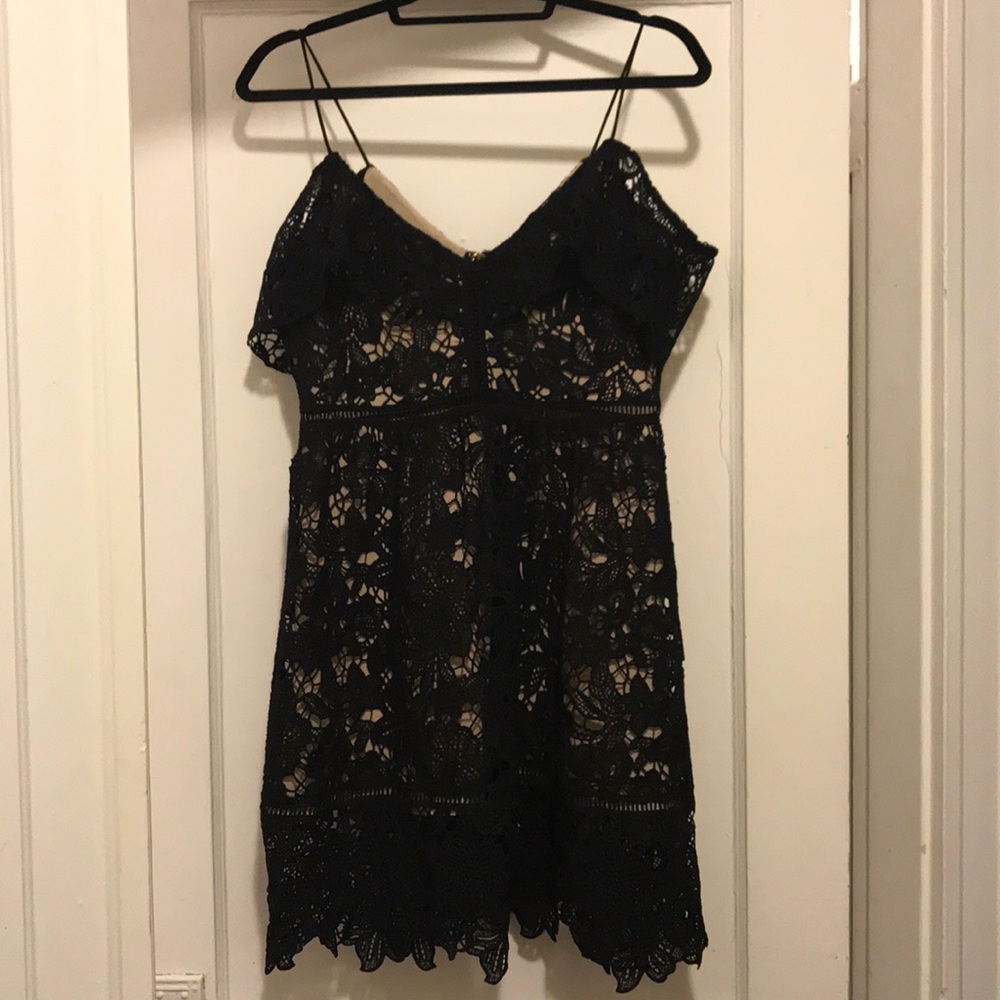 New Look lace off the shoulder dress - Picture 8 of 8